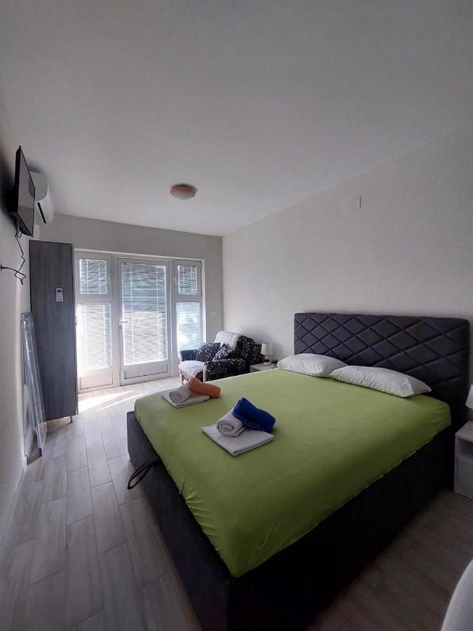 Apartment Iva Бієла Екстер'єр фото