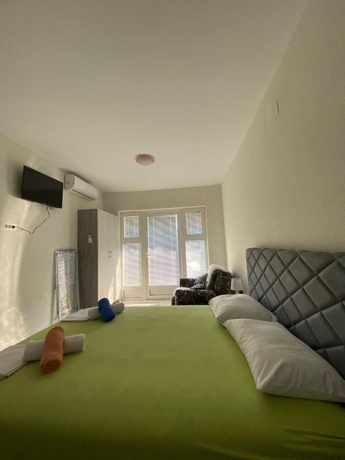 Apartment Iva Бієла Екстер'єр фото