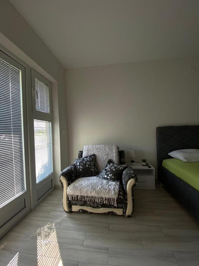 Apartment Iva Бієла Екстер'єр фото